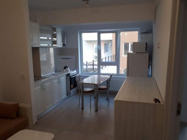 Apartment 1 room to rent new block Copou