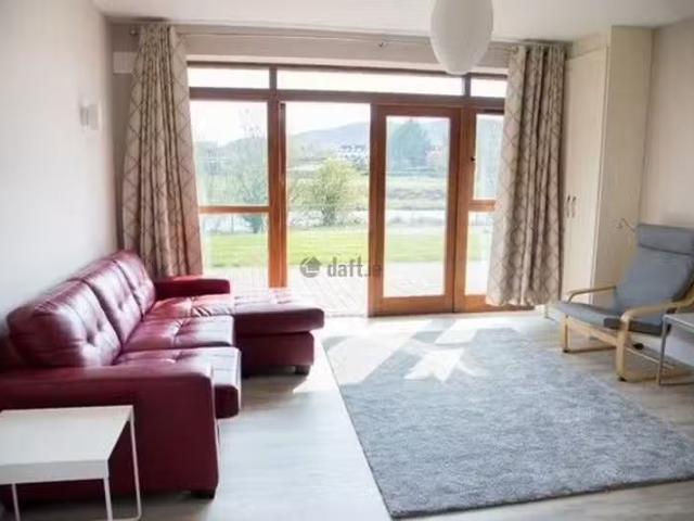 Apartment 204, River Oaks, Ballisodare, Co. Sligo is for rent