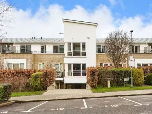 Apartment 203, Bracken Hill, Ballinteer, Dublin 16, D18YX24 i.
