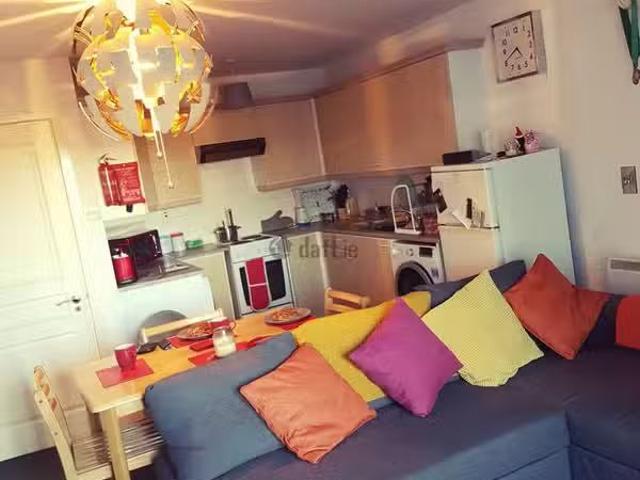 Apartment 21, Ferrybank Apartment Complex, Leighl, Graiguecul.