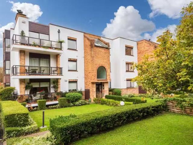 Apartment 21, The Elms, Mount Merrion Avenue, Blackrock, Co..
