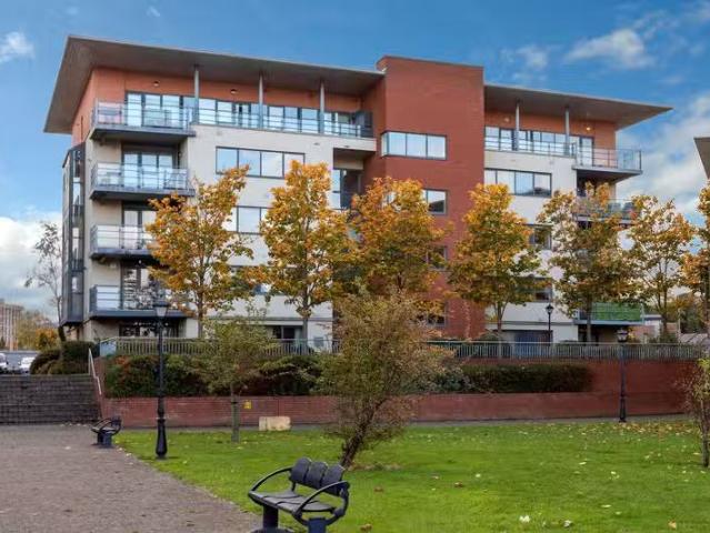Apartment 22, East Courtyard, Tullyvale, Loughlinstown, Co. Du.