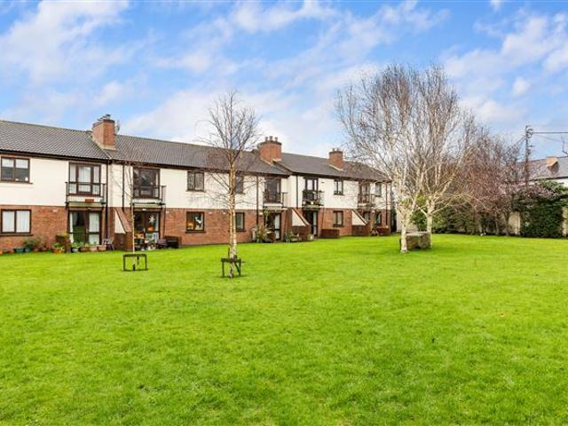 385,000 | Apartment 22, Monkstown Square, Monkstown, County Dublin Russell Estate Agents 4982 MyHome. Ie Residential