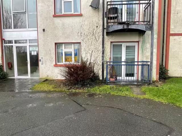 Apartment 24, Riverside Apartments, Castlerea, Roscommon, F45.