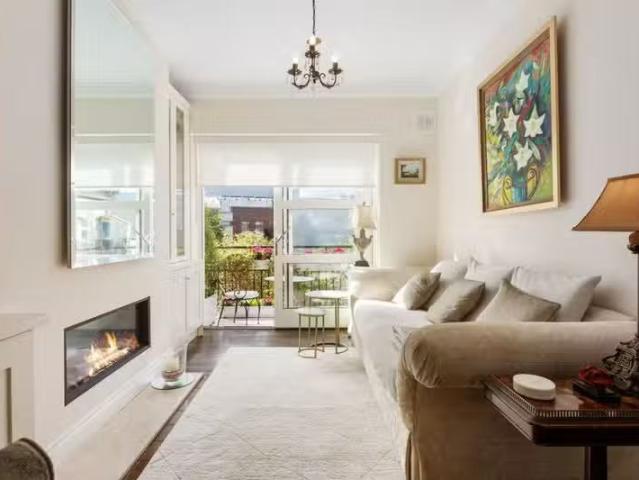 Apartment 24, Ridgeford, Sandyford Road, Dundrum, Dublin 16, D.