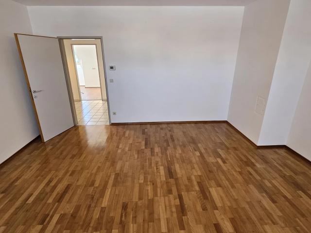 apartment 2700 Wiener Neustadt