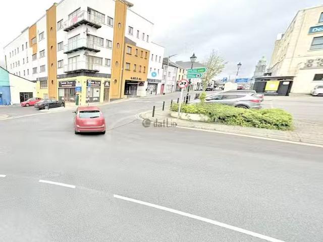 Apartment 27, Weavers Hall, Longford Town, Co. Longford is for.