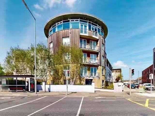 Apartment 28, Block A, Lansdowne Valley Apartments, Slievebloo.