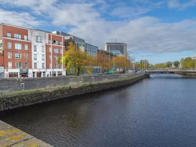 Apartment 29, Georges Quay Apartments, Dublin 2, D02ND26 is fo.