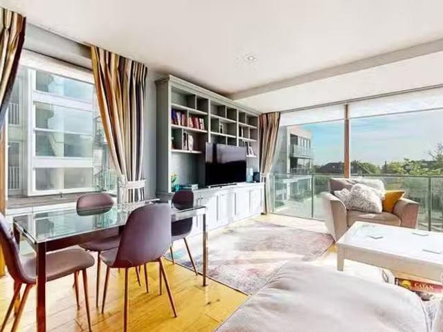 Apartment 29, Sanderling, Thornwood, Booterstown Avenue, Boote.