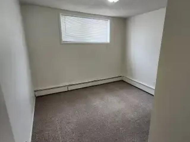 Apartment 2.5 Bedroom For Rent Calgary AB 1450 ELS102847059