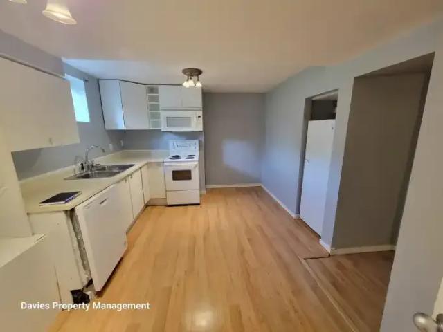 Apartment 2.5 Bedroom For Rent Edmonton AB 1200 ES104434169