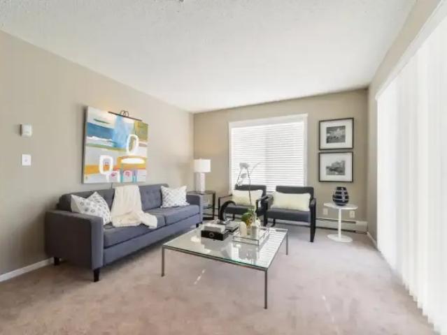 Apartment 2.5 Bedroom For Rent Edmonton AB 1560 ES103920195