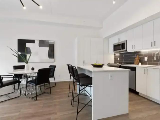 Apartment 2.5 Bedroom For Rent Ottawa ON 2639 ELS102847267