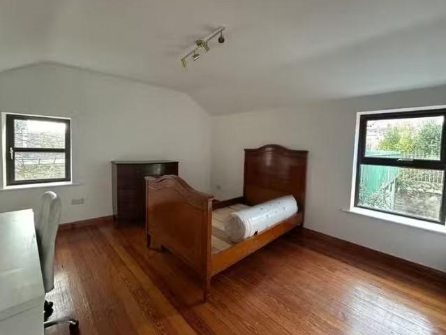 Apartment 2, 3 Roden Place, Dundalk, Co. Louth,, A91 X048
