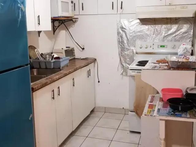 Apartment 2 Bedroom For Rent Mississauga ON 1700 ES101217098