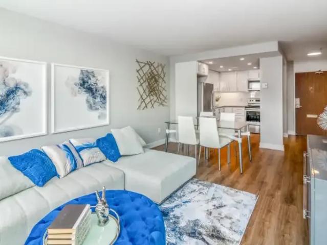 Apartment 2 Bedroom For Rent Mississauga ON 2650 ES103878831