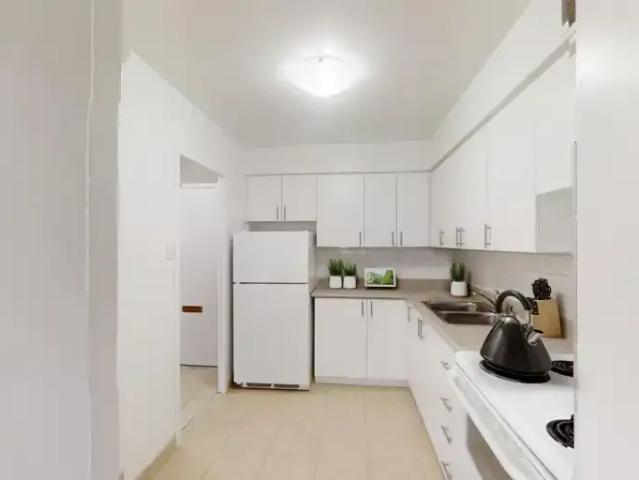 Apartment 2 Bedroom For Rent Mississauga ON 2197 ES102551363