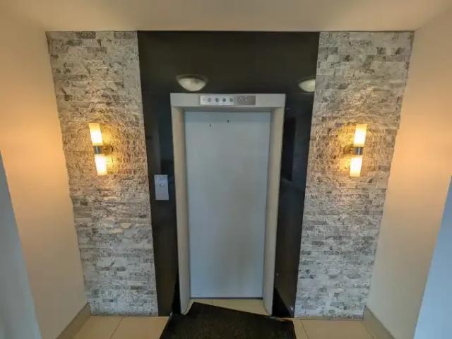 Apartment 2 Bedroom For Rent Mississauga ON 2249 ES102715336