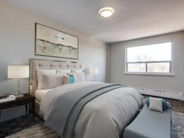 Apartment 2 Bedroom For Rent Mississauga ON 2299 ES98598884