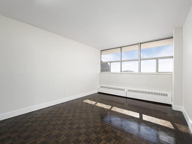 Apartment 2 Bedroom For Rent Mississauga ON 2391 ELS96584959