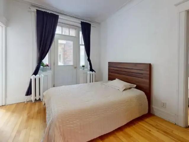 Apartment 2 Bedroom For Rent Montreal QC 1675 ES102272104