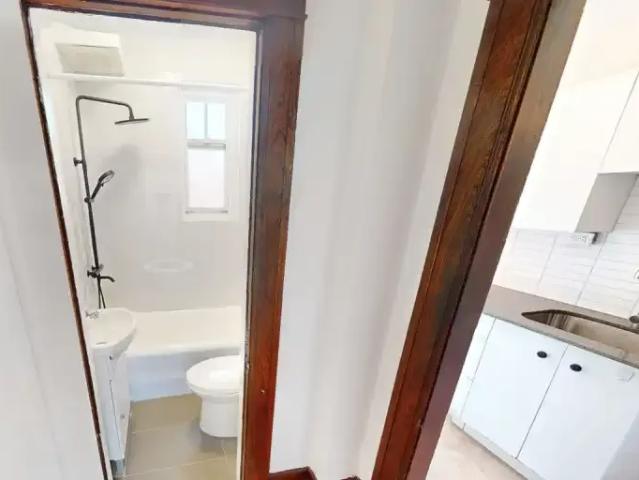 Apartment 2 Bedroom For Rent Montreal QC 1895 ES102272107