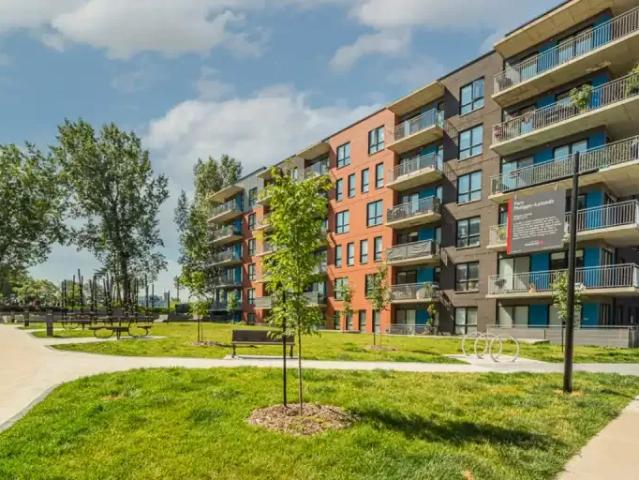 Apartment 2 Bedroom For Rent Montreal QC 1995 ES101772823