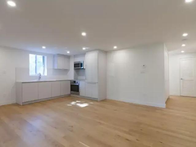 Apartment 2 Bedroom For Rent Montreal QC 3095 ELS97838389