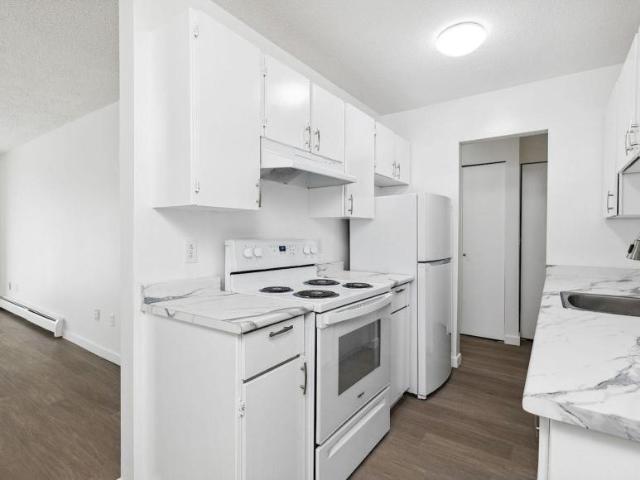 Apartment 2 Bedroom For Rent New Westminster BC 2295 ES98310980