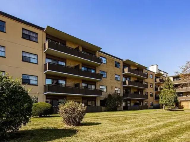Apartment 2 Bedroom For Rent North York ON 2097 ELS102658306