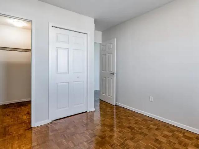 Apartment 2 Bedroom For Rent North York ON 2300 ES104991095