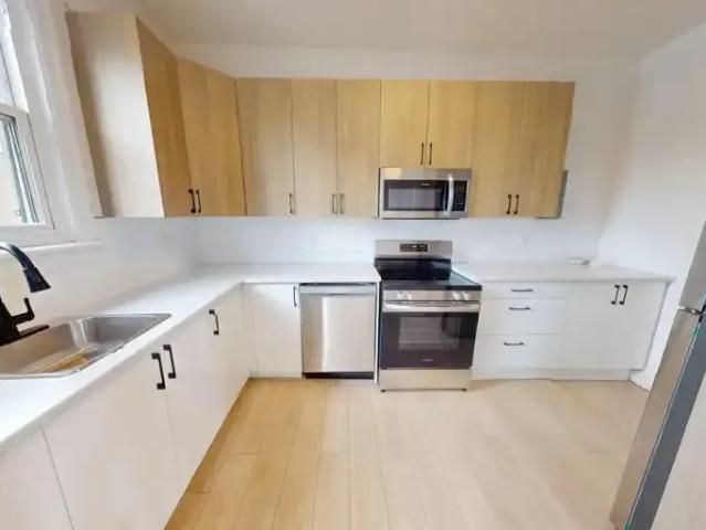 Apartment 2 Bedroom For Rent Ottawa ON 2012 ES104984993