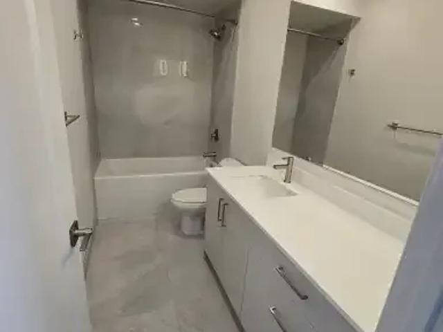 Apartment 2 Bedroom For Rent Ottawa ON 2200 ES105100612