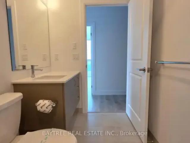 Apartment 2 Bedroom For Rent Oakville ON 2400 ES103569201