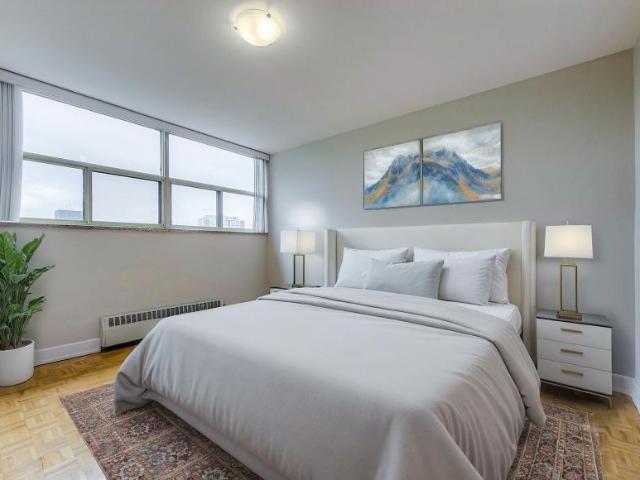 Apartment 2 Bedroom For Rent Oakville ON 2500 ELS98310335
