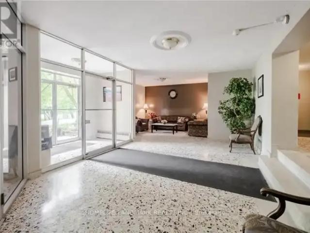 Apartment 2 Bedroom For Rent Oakville ON 2550 ES103338584