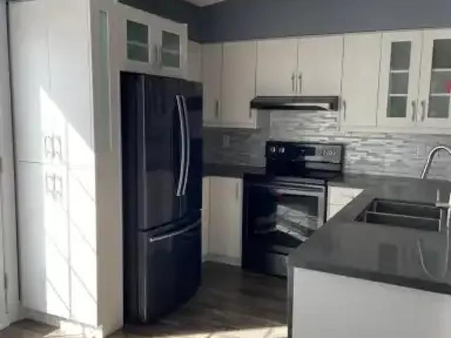 Apartment 2 Bedroom For Rent Oakville ON 2900 ES103798557