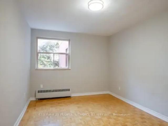 Apartment 2 Bedroom For Rent Oakville ON 2049 ES102394908
