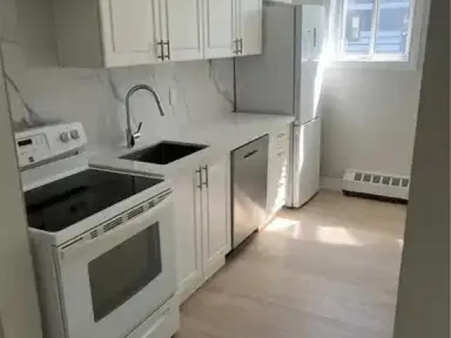 Apartment 2 Bedroom For Rent Oakville ON 2195 ES102847443