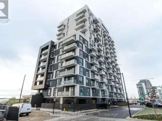 Apartment 2 Bedroom For Rent Oakville ON 2250 ES102578847