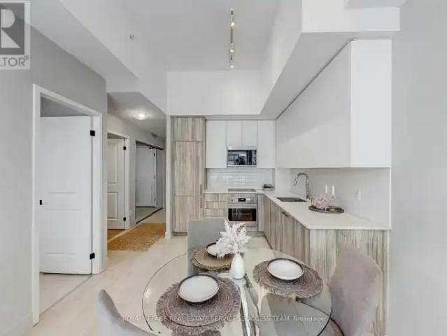 Apartment 2 Bedroom For Rent Oakville ON 2280 ES102794942