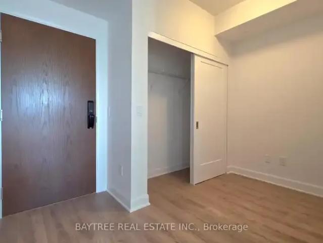 Apartment 2 Bedroom For Rent Oakville ON 2300 ES102794954