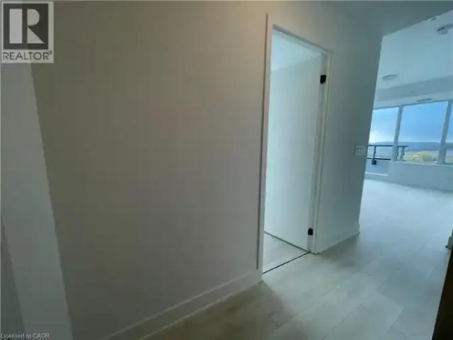 Apartment 2 Bedroom For Rent Oakville ON 2300 ES103487585