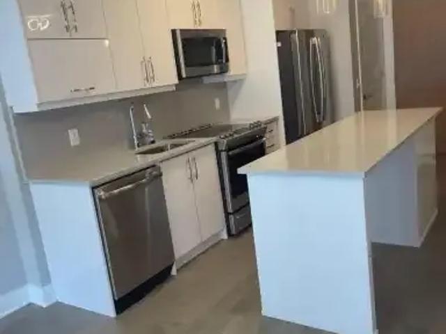 Apartment 2 Bedroom For Rent Oakville ON 2350 ES103958799