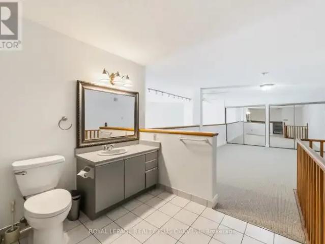 Apartment 2 Bedroom For Rent Oakville ON 3295 ES102243182