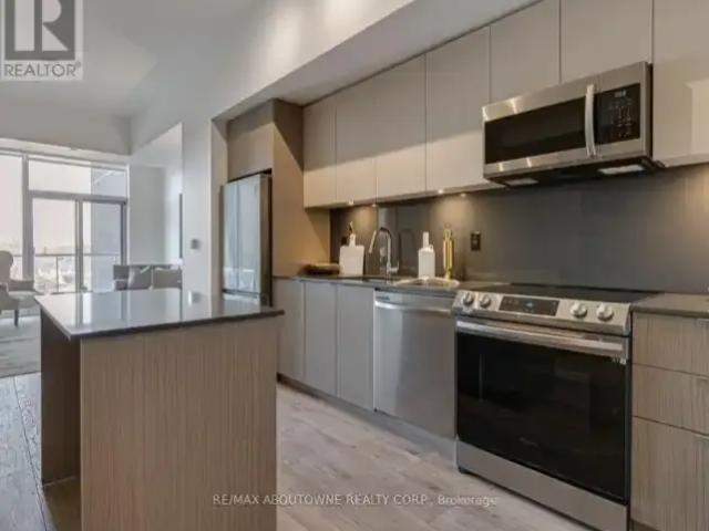 Apartment 2 Bedroom For Rent Oakville ON 3395 ES103958793