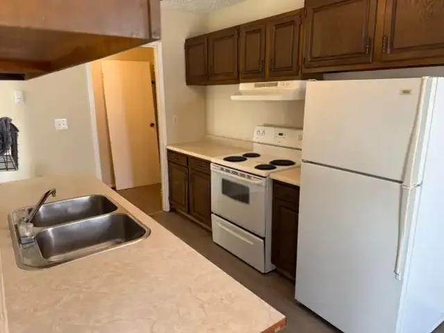 Apartment 2 Bedroom For Rent Olds AB 1295 ELS101773455