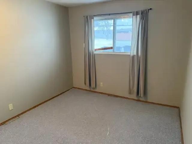 Apartment 2 Bedroom For Rent Olds AB 1395 ES102578682