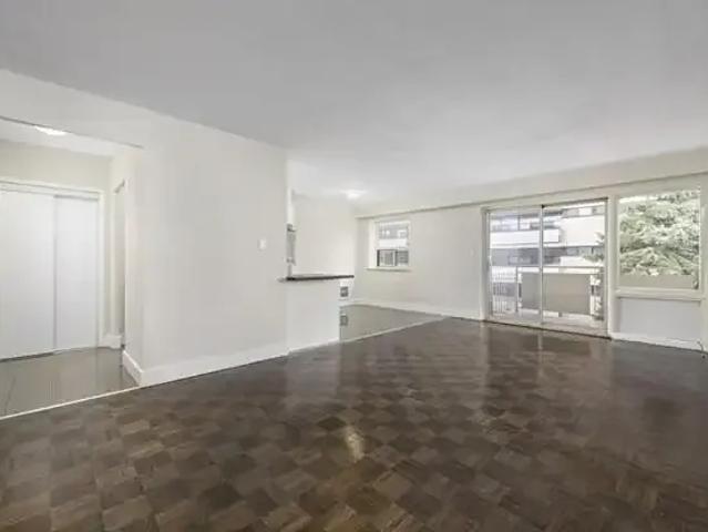 Apartment 2 Bedroom For Rent Oshawa ON 2281 ES98219570